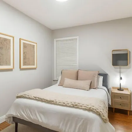Sky Deck | Downtown Holiday home
