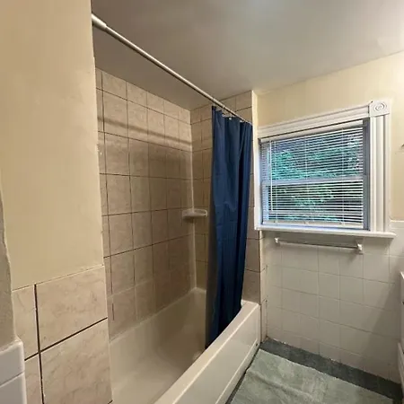 -no65- Fancy In A House - Steps To College & Line At Brighton Homestay Boston
