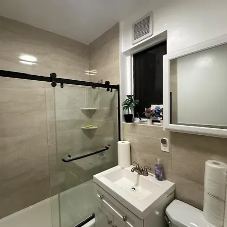 -no3b- Private In A Cozy - Steps To T Orange Line & Medical Center - South End Near Downtown Homestay *