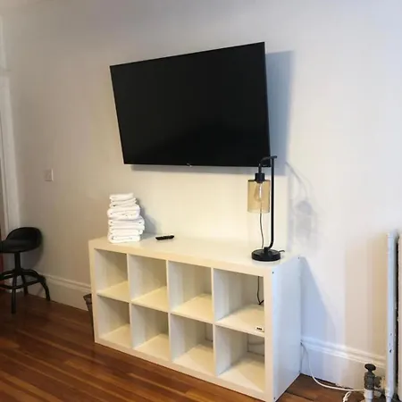 5br Near Line & Bc Boston