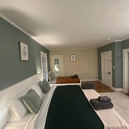 -no66- Fancy In A House - 2 Beds - Steps To College & Line At Brighton *