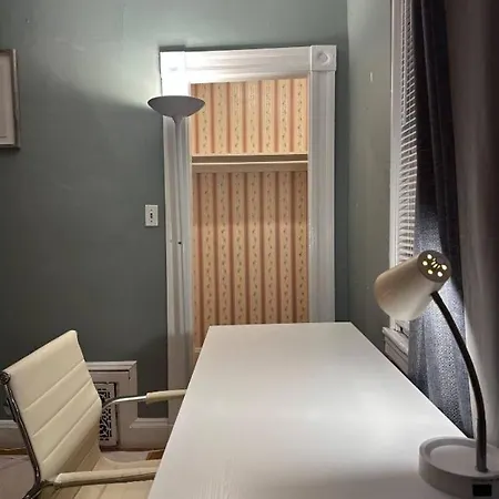Guest house -no66- Fancy In A House - 2 Beds - Steps To College & Line At Brighton