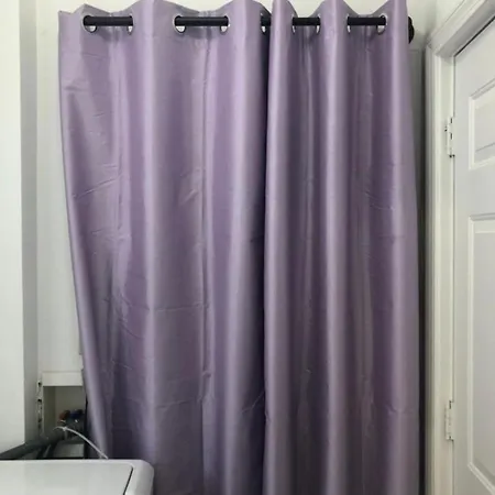 5br Near Line & Bc * Boston