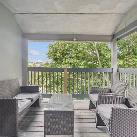 Contemporary Duplex Near The T Boston