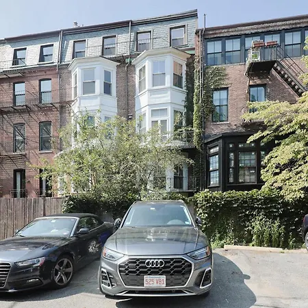 Brownstone Stay, Includes Parking