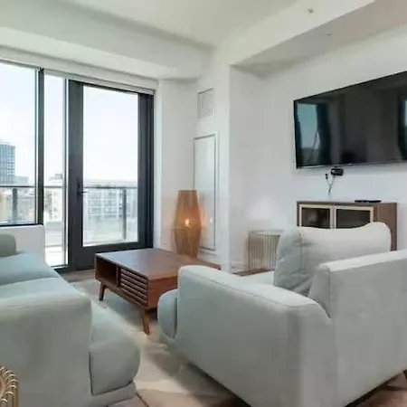2br Pool Views Near Public Garden * Boston