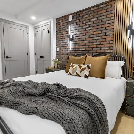 North End 2br Prime Location * Boston