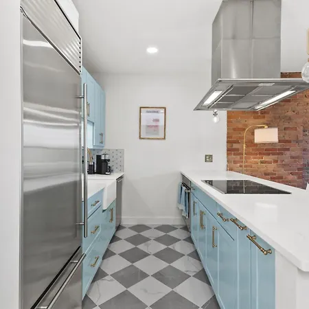 South End Furnished 2 Bedroom Walk To Copley, Prudential, Commons, Mgh, Public Gardens, Public Library *