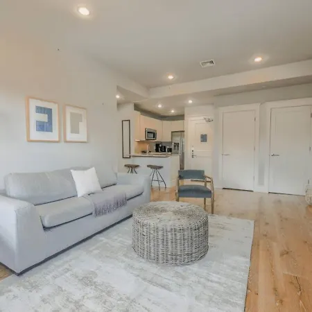 Prime Location Newbury Street 1br Apartment Boston