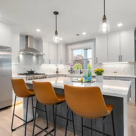 New 3 Bedroom, 2 Bath Unit, Meadow View! * Boston