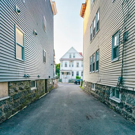 Apartment Family Retreat 4br - Near Redline & 5mins To Franklin Park Zoo - Free Parking 27 Boston