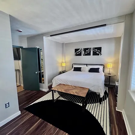 Apartment Street Hideaway Boston