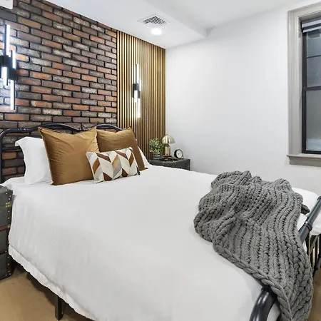North End 2br Prime Location * Boston