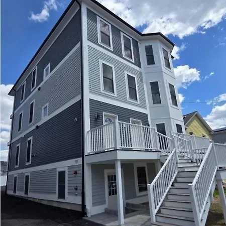 Apartment A New 3 Bedroom 4 Beds 2 Bath, 3 *
