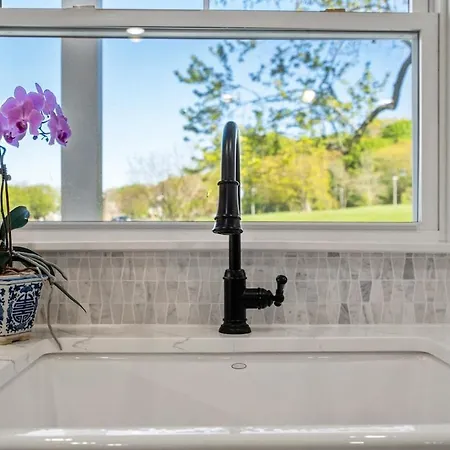 New 3 Bedroom, 2 Bath Unit, Meadow View! Boston