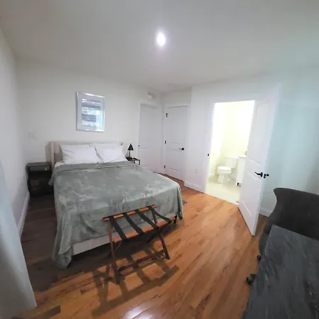 A New 3 Bedroom 4 Beds 2 Bath, 1 Apartment *