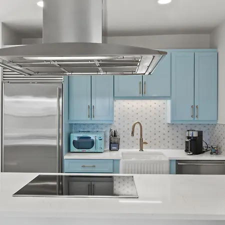 South End Furnished 2 Bedroom Walk To Copley, Prudential, Commons, Mgh, Public Gardens, Public Library Apartment Boston