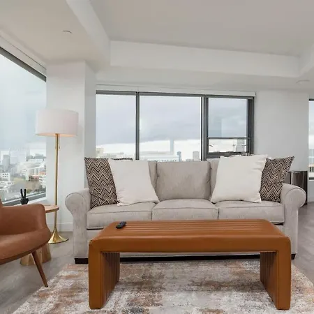 Apartment Cozy 2br Near Harvard With Gym Golf & Work Space *