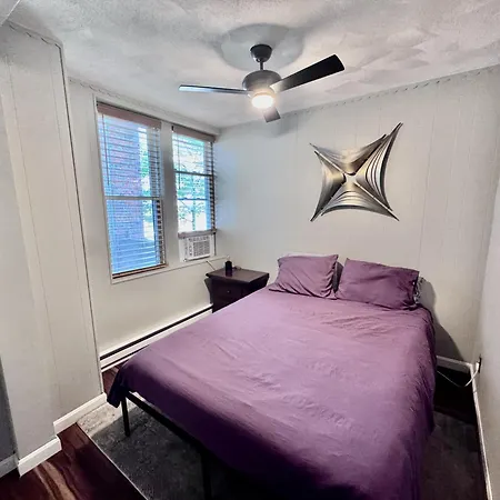 Apartment Street Hideaway