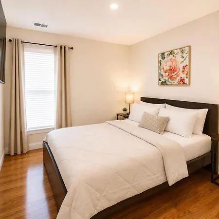 Apartment A New 3 Bedroom 4 Beds 2 Bath, 3