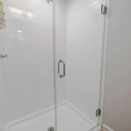 Sun-filled 1br Steps From Public Garden Apartment Boston