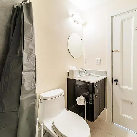 Beacon Luxury Apartment