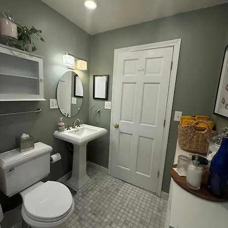 Apartment Charlestown With Private Patio *