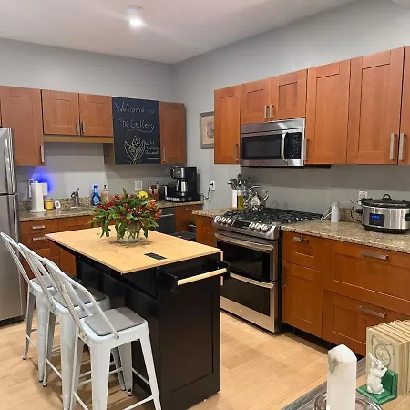 The Gallery - South End Designer Apartment
