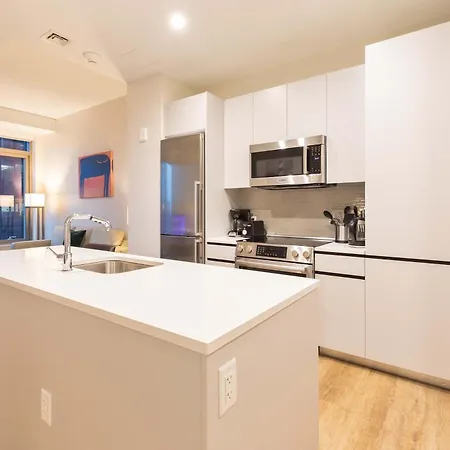 Modern In Seaport With Gym *