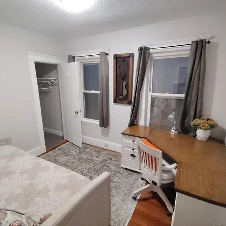 Stylish 3br King Bed Ideal For Professionals Apartment *