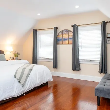 Spacious 5br Single House Near Bostonfree Parking 47 *