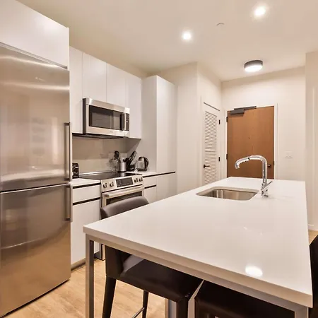 Apartment Modern In Seaport With Gym