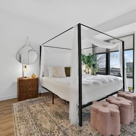 2-bedroom Lux In Seaport Next To Convention Center Apartment Boston