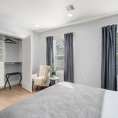 New 3 Bedroom, 2 Bath Unit, Meadow View! Boston