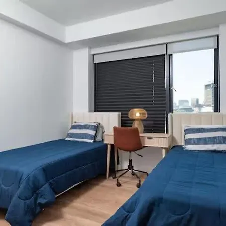 2br Pool Views Near Public Garden