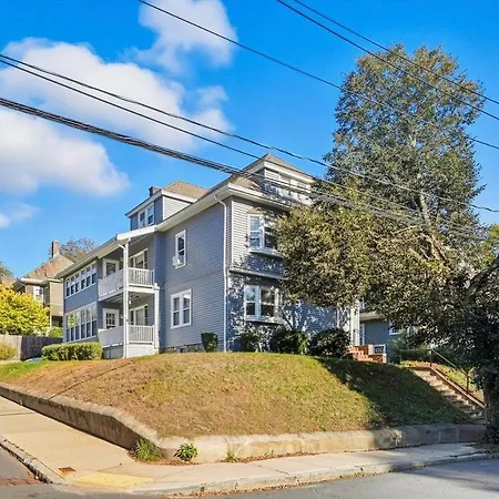 Charming 3br Garage Ev, Pool Table Boston