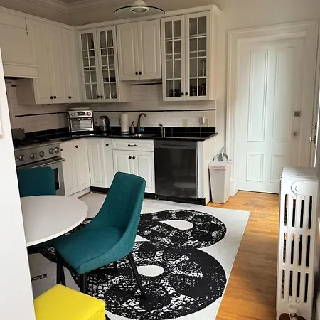 Charlestown With Private Patio Apartment Boston