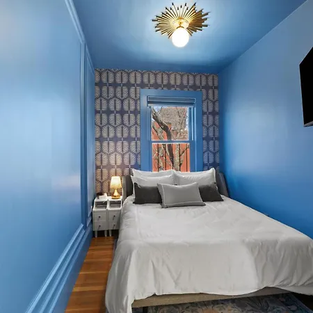 Apartment South End Furnished 2 Bedroom Walk To Copley, Prudential, Commons, Mgh, Public Gardens, Public Library *