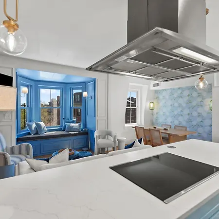 South End Furnished 2 Bedroom Walk To Copley, Prudential, Commons, Mgh, Public Gardens, Public Library Apartment