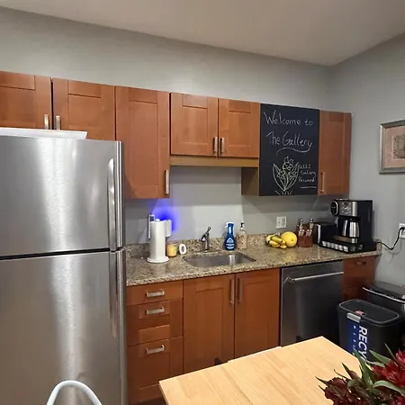 The Gallery - South End Designer Apartment