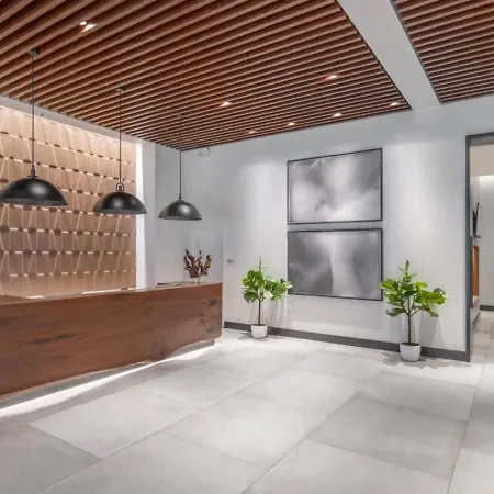 Modern In Seaport With Gym *