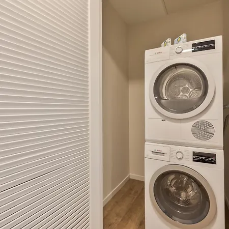 Modern In Seaport With Gym Apartment Boston