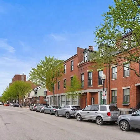 Apartment South End Historic Rowhouse - World Cup *