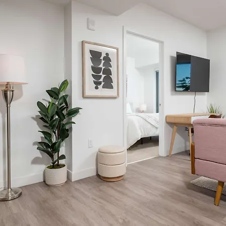 Apartment King 1br Near Harvard Gym Washer Dryer Parking