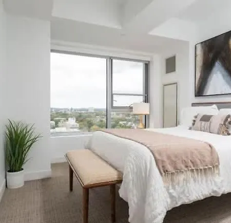 2br Cozy Near Harvard Retreat W Workspace & Game Apartment *