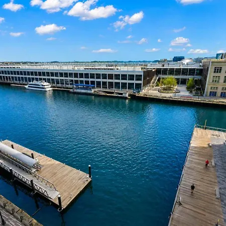 Chic Waterfront In