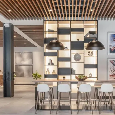 Apartment Modern In Seaport With Gym