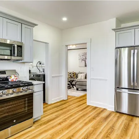 4bed - Location - Pets Ok Apartment