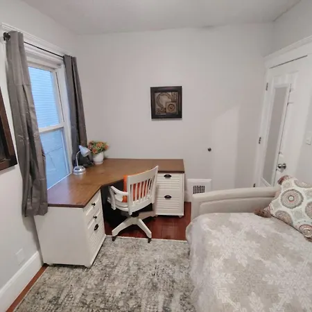 Stylish 3br King Bed Ideal For Professionals Boston