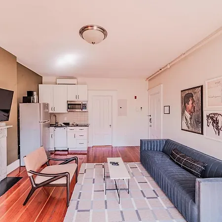 Beacon Hill Nights Apartment